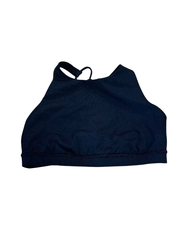 Reversible Sports Bra for Versatility -Lululemon Woman’s Sports Bra black 4